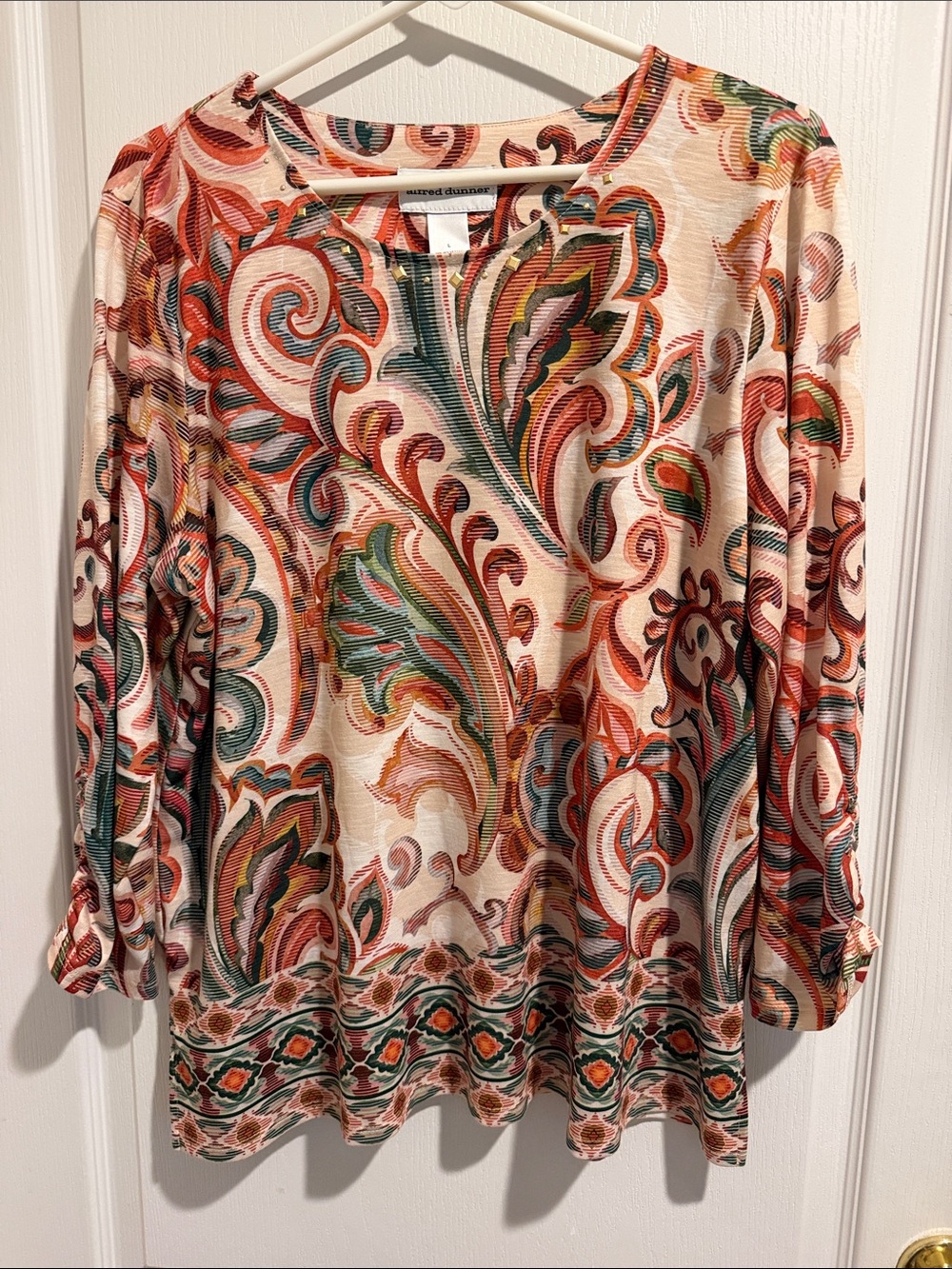 Alfred Dunner Cream Paisley V-Neck Tunic with Coral and Teal Accents